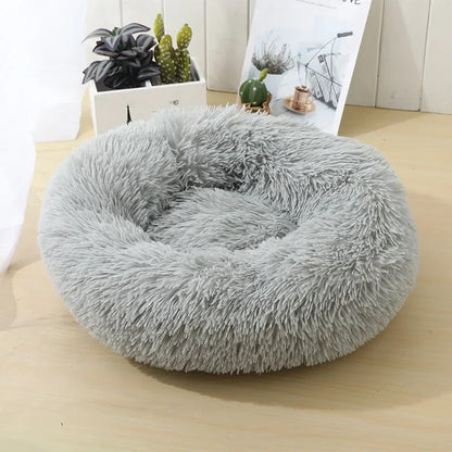 "Calming Donut Dog Bed – Warm & Soft Plush Pet Cushion for Dogs & Cats"